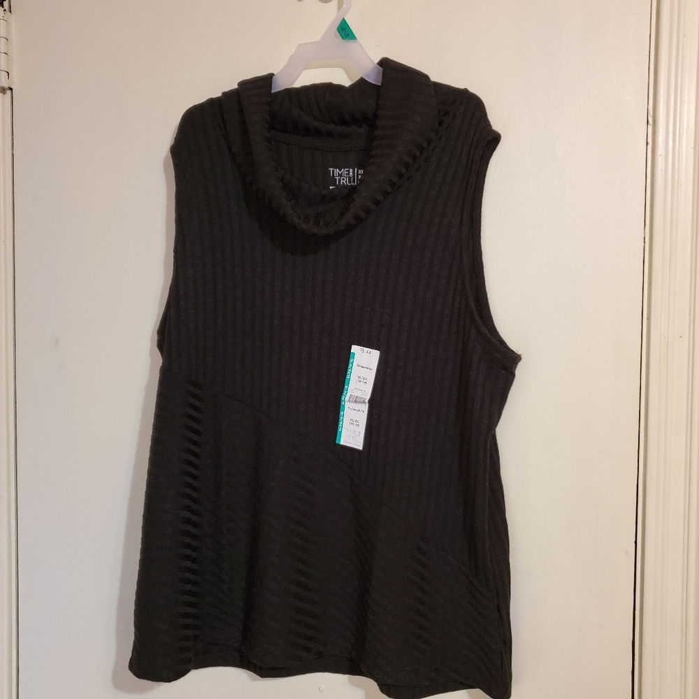 Time & True Cowell neck sleeveless knit shirt plus